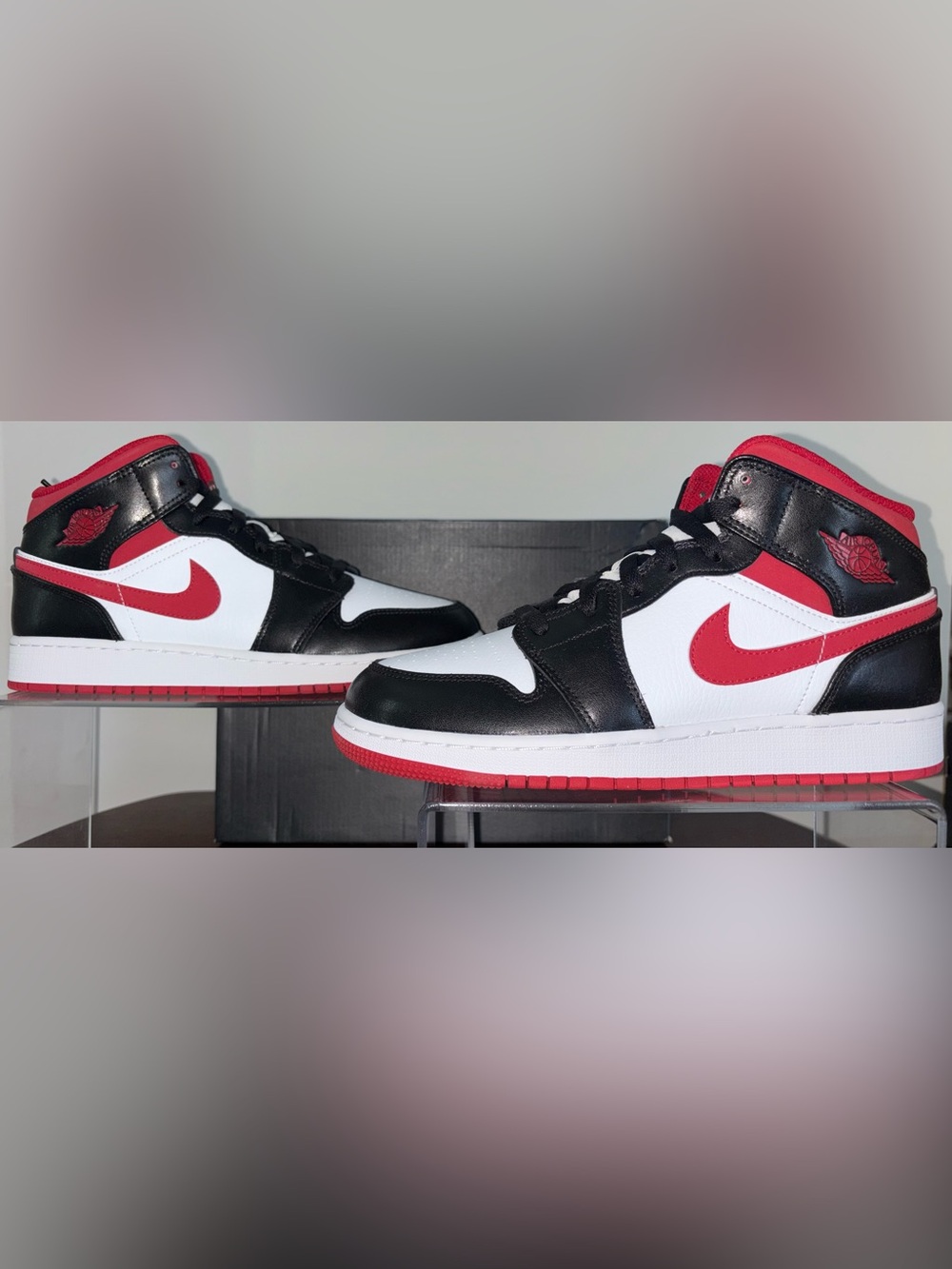 Nike Air Jordan 1 Mid Black Gym Red Brand New With Box Grade School Size 7Y